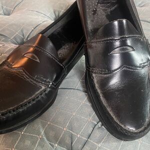 Dexter Classic Black Leather Penny Loafers